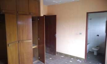 Imagem 6: Sobrado para venda tem 222 metros quadrados com 2 quartos em Vila Brasil - Londrina - PR