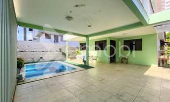 Imagem: Casa à venda em Candelária (Natal/ RN)