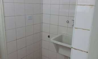 Imagem 3: Aluga-se casa na Penha com 2 dormitórios (tem outra casa no quintal