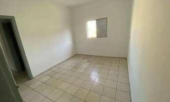 Imagem 4: Apartamento centro de Santos, com amplos quarto, sala e banheiro