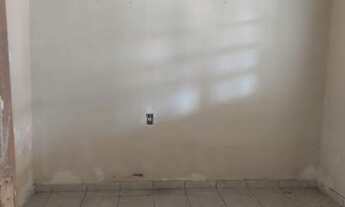 Imagem 2: Vendo casa 105.00,00 com documento