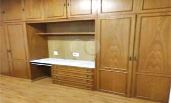 Imagem 6: Apartamento com 2 quartos à venda todo reformado em frente ao metrô!