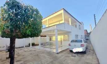 Imagem 2: Casa para venda possui 270 metros quadrados com 3 quartos em Tabuleta - Teresina - Piauí