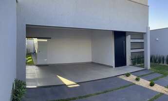 Imagem 5: Casa para venda possui 300 metros quadrados com 3 quartos em Residencial Humaitá - Goiânia