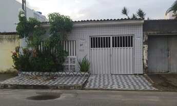 Imagem: Casa em rua ampla em Cruz das Almas