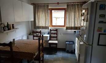 Imagem 7: Alphaville 05 - Casa à venda de 340m² de área construída; 438m² de terreno; 4 dormitórios