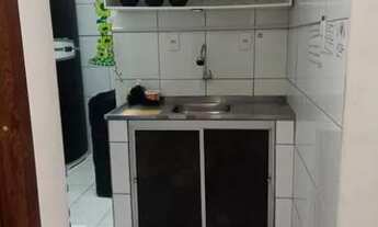 Imagem 3: Apto 2/4, sala, cozinha, banheiro e área de serviço