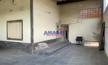 Imagem 2: Casa para demolição ideal para construtoreres