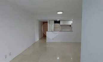 Imagem 4: Apartamento de 4 quartos na Rua Visconde de Cabo Frio- Documentação OK