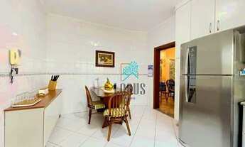 Imagem 7: Sobrado IMPECÁVEL, 407m² de área construída, composto por 3 dormitórios sendo 3 suítes, à