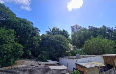 Imagem 15: Apartamento para aluguel possui 75 metros quadrados com 2 quartos em Petrópolis - Porto Al