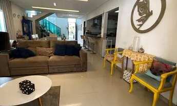 Imagem 2: Casa Marta Ferreira, Sombra, na Aruana