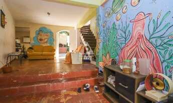 Imagem 3: Excelente casa triplex em Santa Teresa à venda