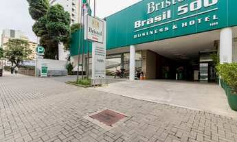 Imagem 2: Excelente Flat no quarto andar do Bristol Brasil 500 à venda no Centro / Batel