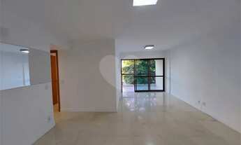 Imagem 3: Apartamento de 4 quartos na Rua Visconde de Cabo Frio- Documentação OK