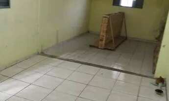 Imagem 2: Casa 3 cômodos e banheiro e garagem