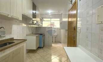 Imagem 2: Apartamento 41 m², quarto, sala em excelente estado, no coração de Vaz Lobo. Imperdível!