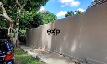 Imagem 3: Casa com 5 cômodos, sendo na casa principal, uma suite com closet, duas semi-suites, depen