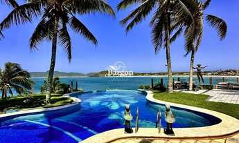 Imagem: Mansão com 5 suítes a venda na Praia de