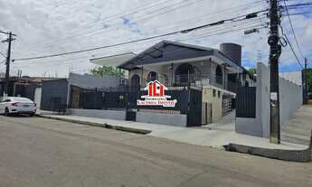 Imagem 6: Casa no Cj Aruanã de Esquina com 4 Suítes sendo uma no Subsolo/ piscina e Edícula/ poço a