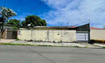 Imagem 2: Oportunidade no Planalto: 4 Quartos e Espaço Livre para Seu Projeto Pessoal. Financia!