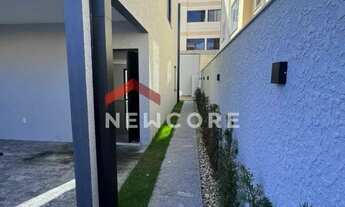 Imagem 4: Sobrado em Rua Mercúrio - Ingleses do Rio Vermelho - Florianópolis/SC