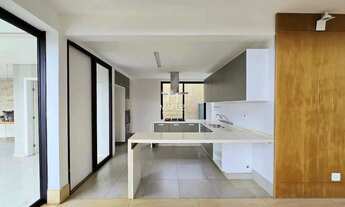 Imagem 6: CASA COM VISTA PRIVILEGIADA PARA A LAGOA EM UM TERRENO DE 626m²