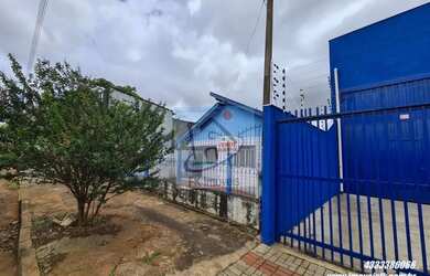 Imagem 3: Comercial para Venda em Londrina, Jardim Guaporé, 3 dormitórios, 1 banheiro, 2 vagas