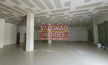 Imagem 5: Pé direito alto, 6 vagas privativas no final da linha do Sideral com vãos livres