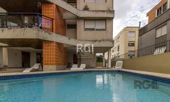 Imagem 3: Apartamento de 2 quartos, suíte e 1 vaga de garagem no bairro Menino Deus