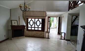 Imagem 5: Casa sobrado com 300m² na Vila Nova de 3 dormitórios e 4 vagas