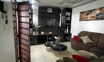 Imagem 3: Casa à Venda no Bairro Nova Esperança com 3 Quartos e Piscina / CLL 08