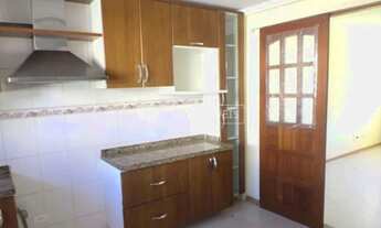 Imagem 5: Sobrado Triplex com 3 Dormitórios, 1 Suíte, 158 m², à venda por R$ 610.000 - Pinheirinho