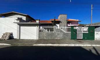 Imagem: ALUGUEL ANUAL - Casa 3 quartos