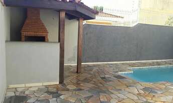 Imagem 2: Casa para venda em PARQUE INDUSTRIAL LAGOINHA de 300.00m² com 3 Quartos