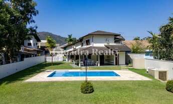 Imagem 7: Casa a poucos metros do mar