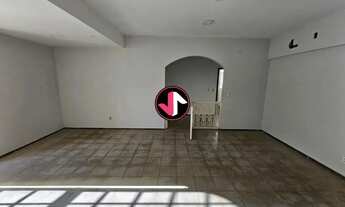 Imagem 4: Casa Comercial em Duque de Caxias, Cuiabá - Venda - 368m² - Churrasqueira, Piscina, Garage