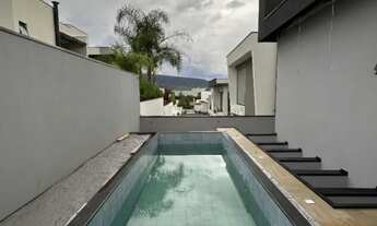 Imagem 2: Reserva Ermida Casa em condomínio com 3 dormitórios