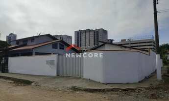 Imagem 4: Casa em Rua 1940 - Centro - Balneário Piçarras/SC