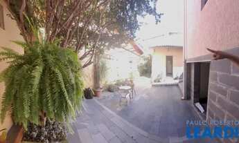 Imagem 4: CASA ASSOBRADADA - SAGRADA FAMÍLIA - MG