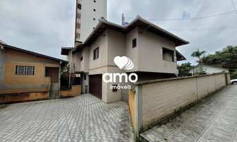 Imagem 4: Casa comercial para alugar no centro de Brusque