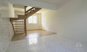 Imagem 3: CAXIAS DO SUL - Casa Padrão - Desvio Rizzo