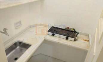 Imagem 5: Apartamento à Venda Praia Copacabana Avenida Atlântica Desocupado de 29m² Sala Quarto Coz