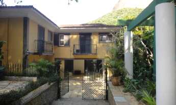Imagem 2: Casa de 735 metros quadrados no bairro Gávea com 5 quartos