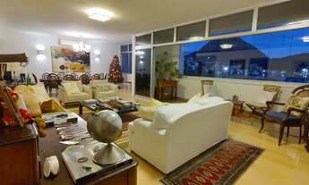 Imagem 9: Apartamento para venda possui 201 metros quadrados com 4 quartos em Lagoa - Rio de Janeiro