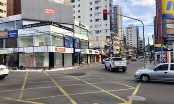 Imagem 5: Loja esquina champangnat com Hugo Musso