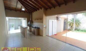 Imagem 4: Oportunidade!!! Linda Casa p/ Locação e Venda (Ourinhos/SP