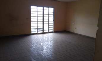 Imagem 3: Sobrado para venda tem 222 metros quadrados com 2 quartos em Vila Brasil - Londrina - PR