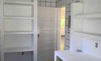 Imagem 7: Casa para venda com 270 metros quadrados com 4 quartos