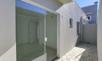 Imagem 4: Casa no bairro Canadá com 1 suíte, 2 quartos e 2 vagas de garagem